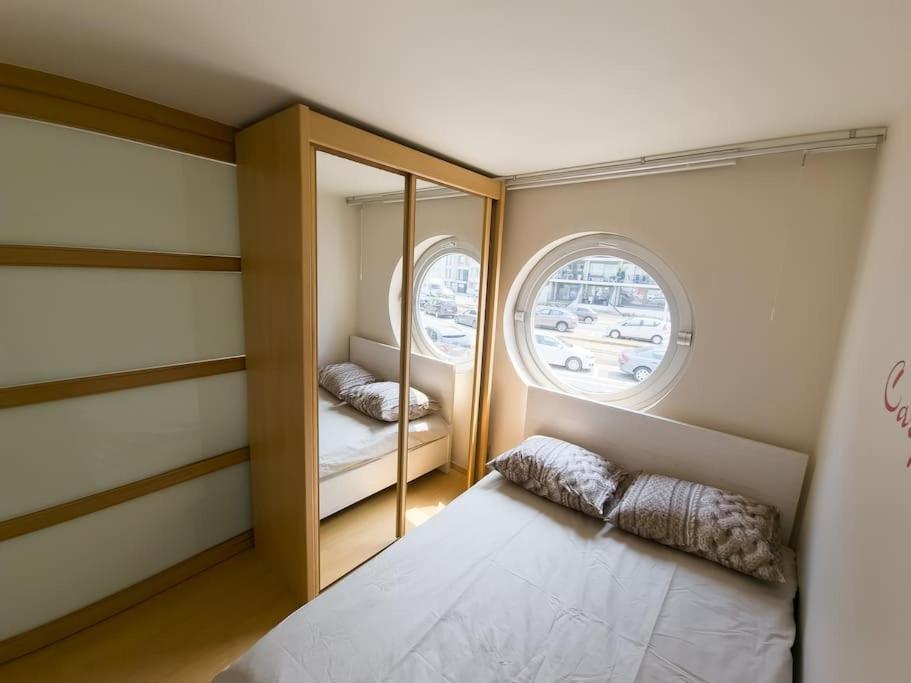 Cozy Studio With Pool Close To The Sea オステンド エクステリア 写真
